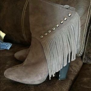 Boot heels